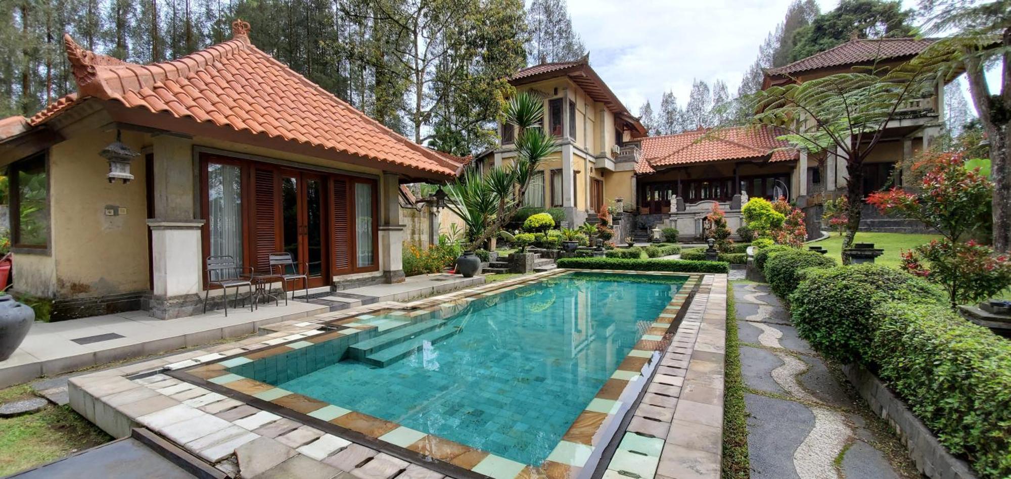 Balinese Villa In Berastagi Zewnętrze zdjęcie