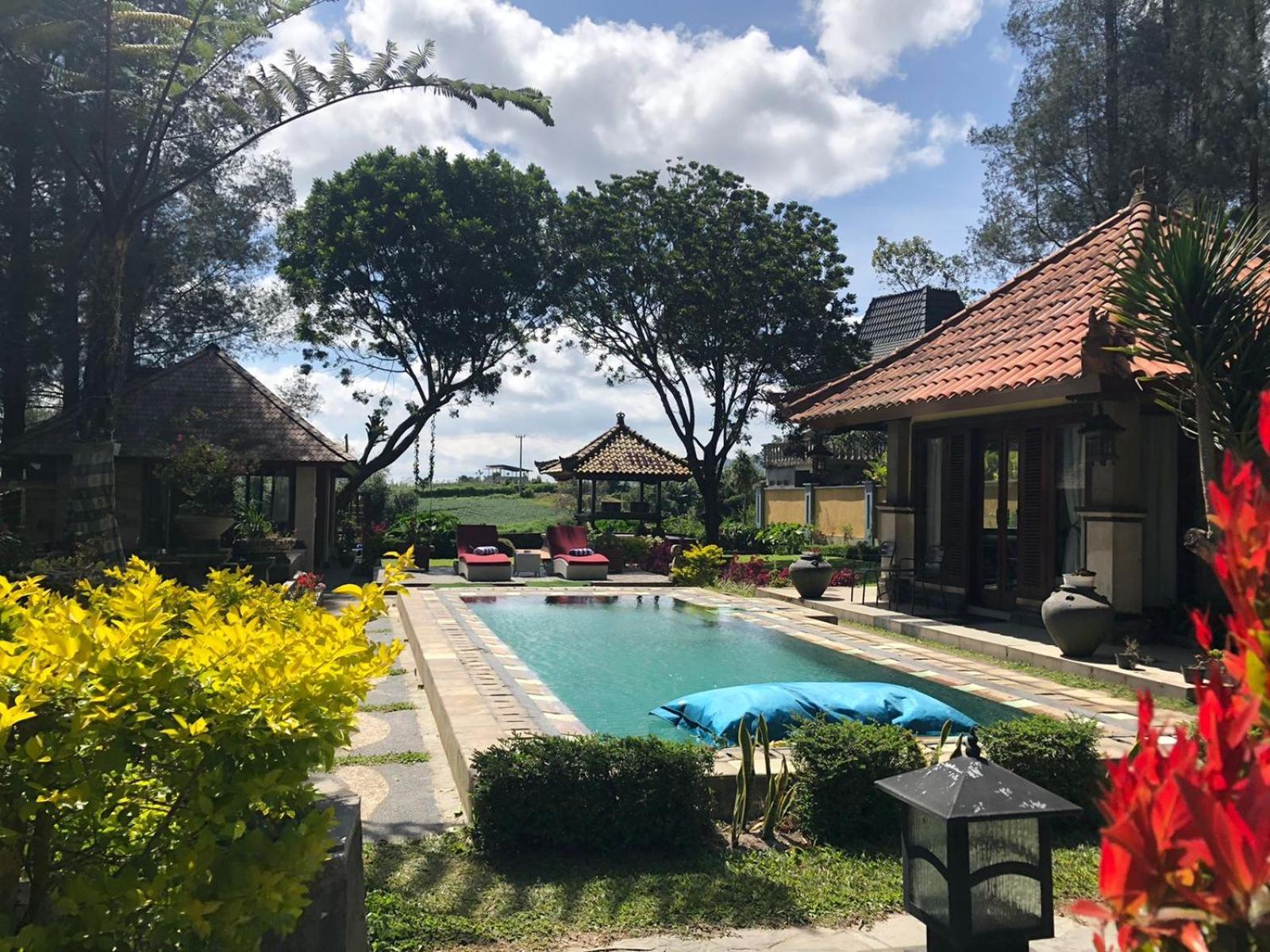 Balinese Villa In Berastagi Zewnętrze zdjęcie
